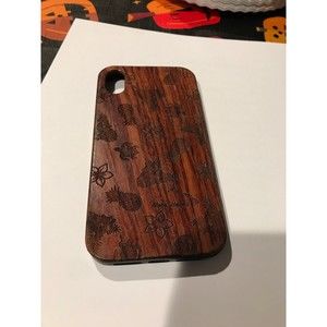 iPhone XR wooden phone case Hawaiian